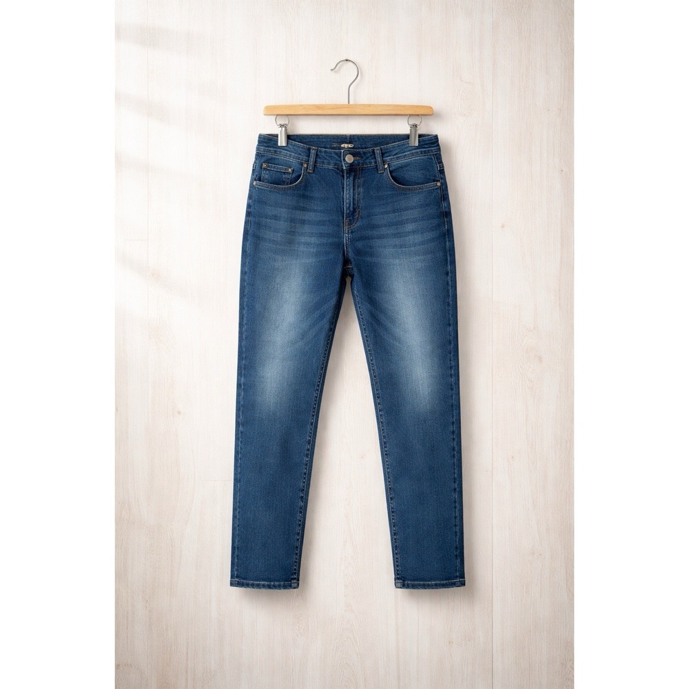 Martha Stewart Weekend Jean Size 18 Medium Blue Straight Leg Stretch Denim
